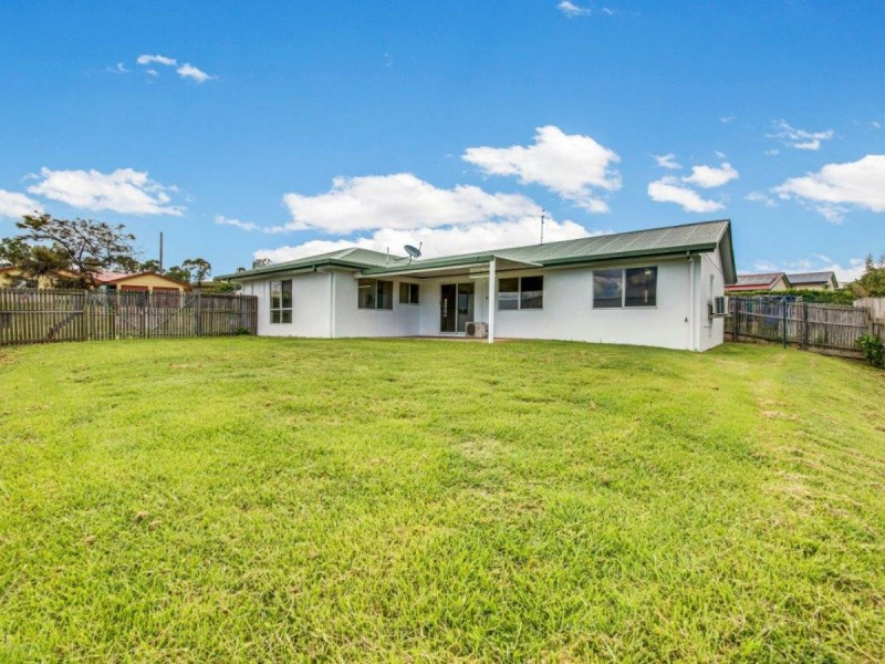 6 Saxonvale Court, New Auckland QLD 4680