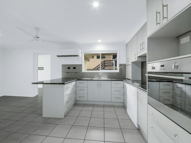 27 Dixon Drive, Telina QLD 4680