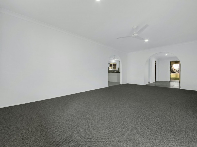 27 Dixon Drive, Telina QLD 4680