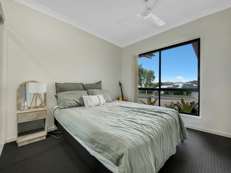 15 Orchard Drive, Kirkwood QLD 4680