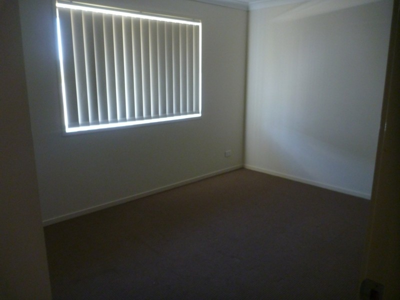 36 Dartmouth Close, Clinton QLD 4680