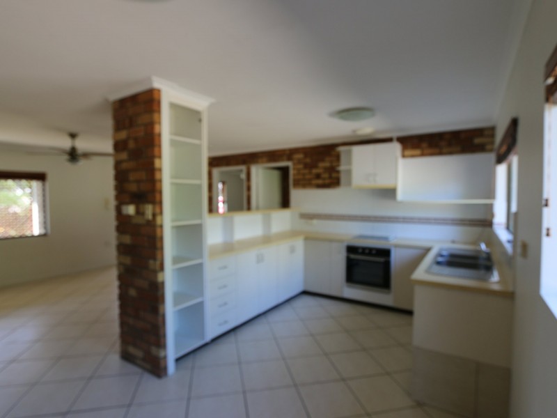 13 Saturn Crescent, Telina QLD 4680