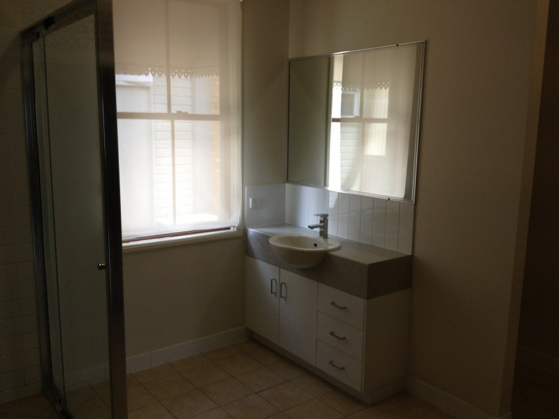 213 Auckland Street, South Gladstone QLD 4680