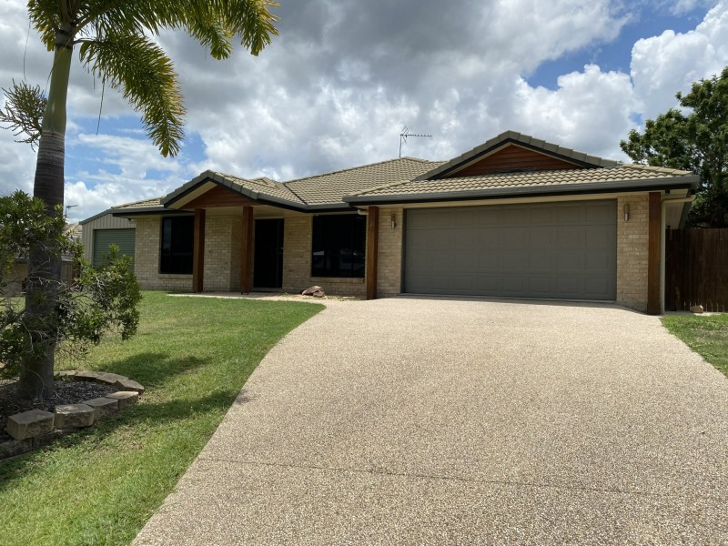 115 Dixon Drive, Telina QLD 4680