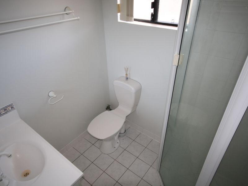 5 Saxonvale Court, New Auckland QLD 4680