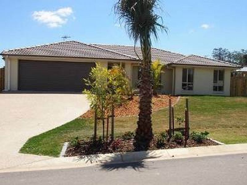 32 Cornforth Crescent, Kirkwood QLD 4680