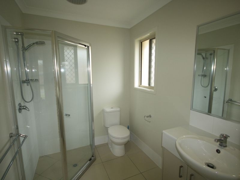 32 Cornforth Crescent, Kirkwood QLD 4680