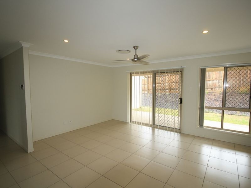 32 Cornforth Crescent, Kirkwood QLD 4680