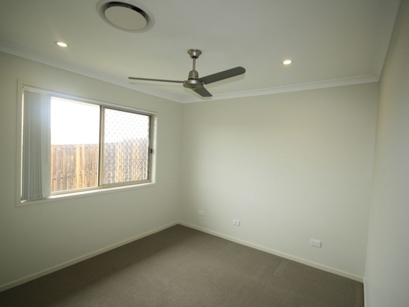 32 Cornforth Crescent, Kirkwood QLD 4680