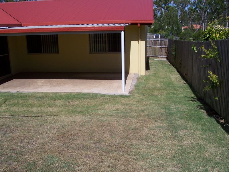 2 Links Court, Kin Kora QLD 4680