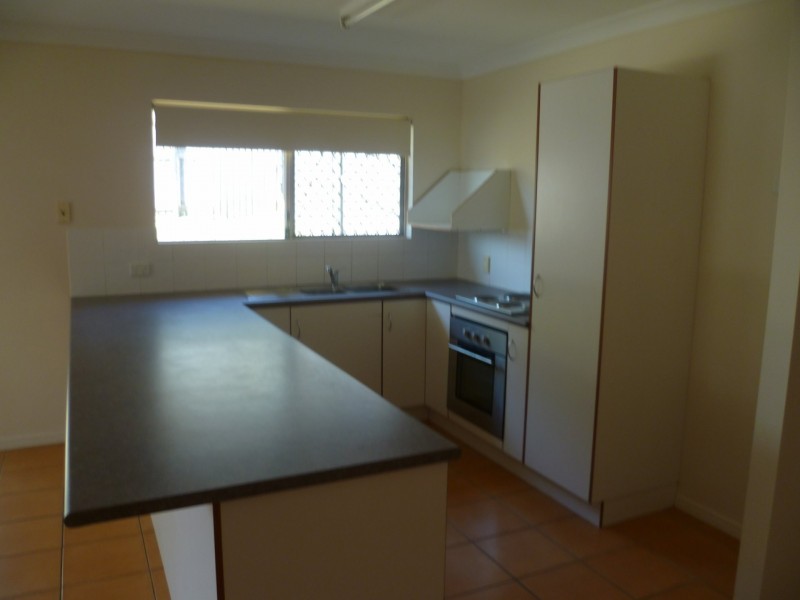 2 Links Court, Kin Kora QLD 4680