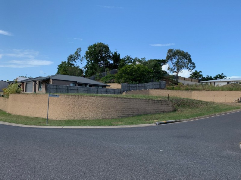 1 Jordana Court, New Auckland QLD 4680