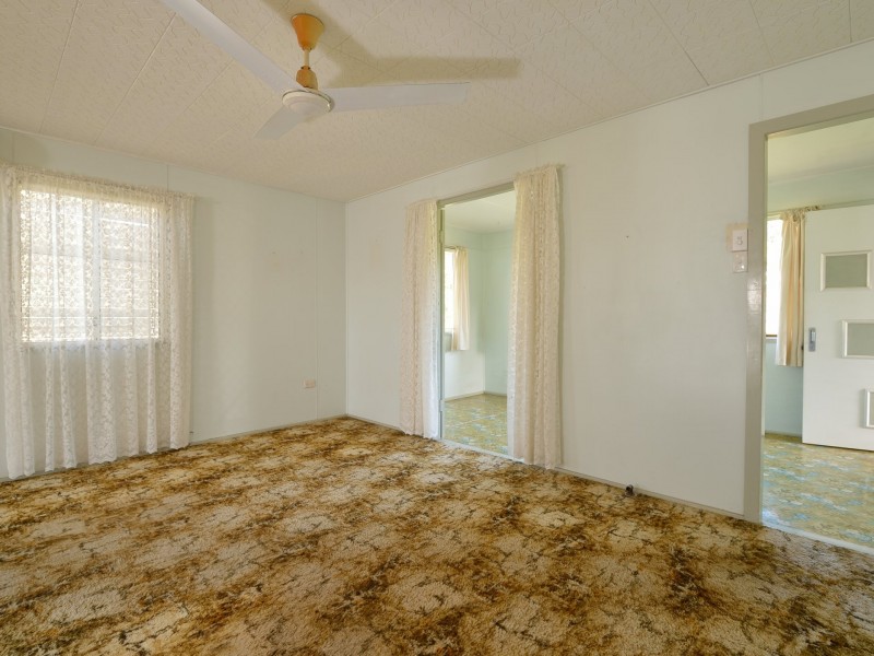 12 Mylne Street, West Gladstone QLD 4680