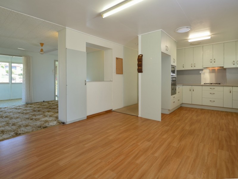 12 Mylne Street, West Gladstone QLD 4680