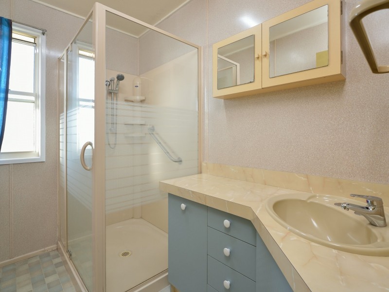 12 Mylne Street, West Gladstone QLD 4680