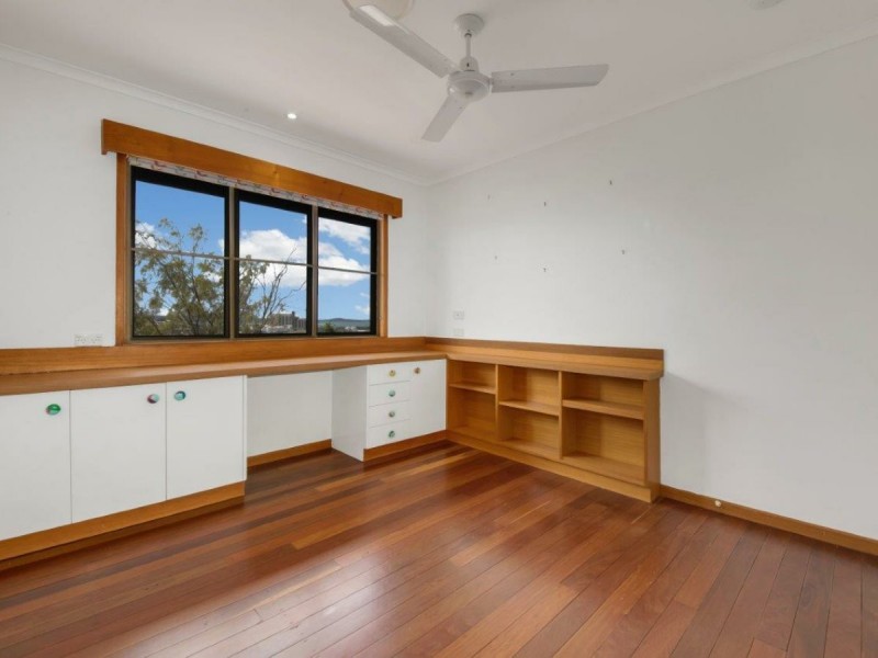 213A Goondoon Street, Gladstone QLD 4680