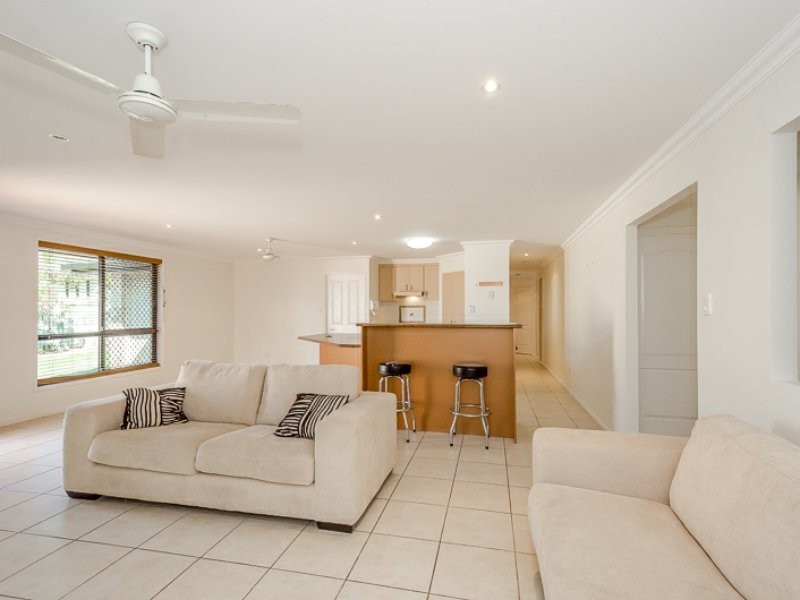 3 Lauren Court, South Gladstone QLD 4680