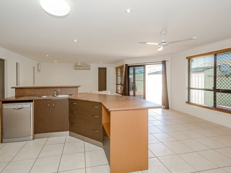 3 Lauren Court, South Gladstone QLD 4680