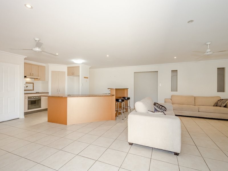 3 Lauren Court, South Gladstone QLD 4680