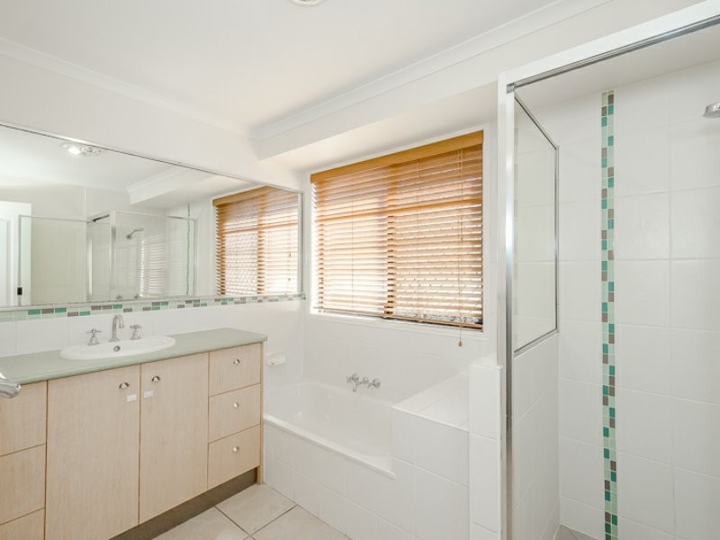 3 Lauren Court, South Gladstone QLD 4680