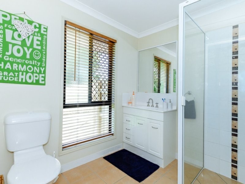 21 Wicks Street, New Auckland QLD 4680