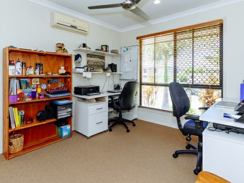 21 Wicks Street, New Auckland QLD 4680