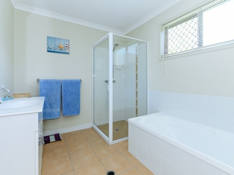 21 Wicks Street, New Auckland QLD 4680