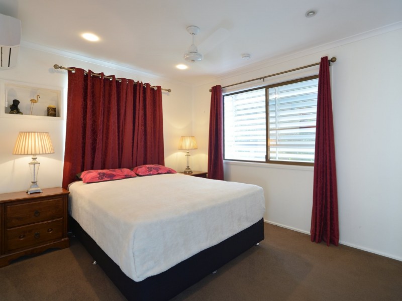 7 Carinya Drive, Clinton QLD 4680