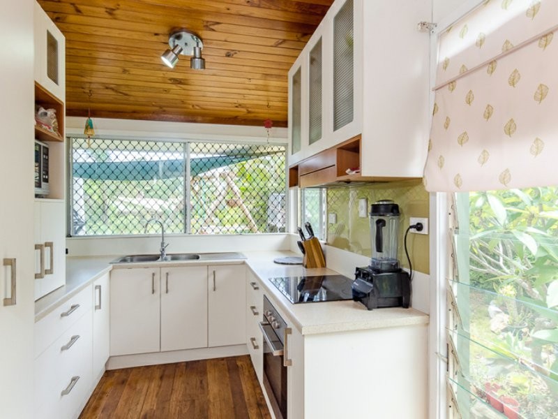 67 Allunga Drive, Glen Eden QLD 4680