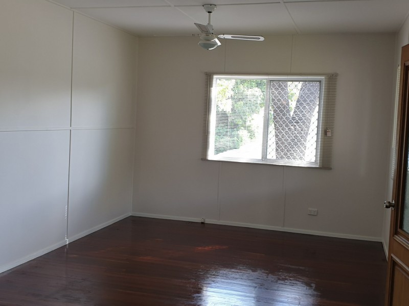 25 Amelia Street, West Gladstone QLD 4680