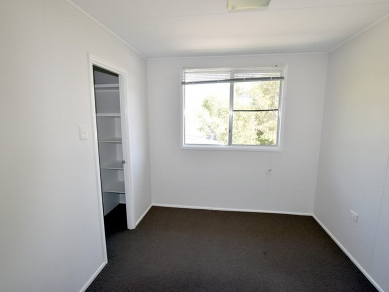 25 Amelia Street, West Gladstone QLD 4680