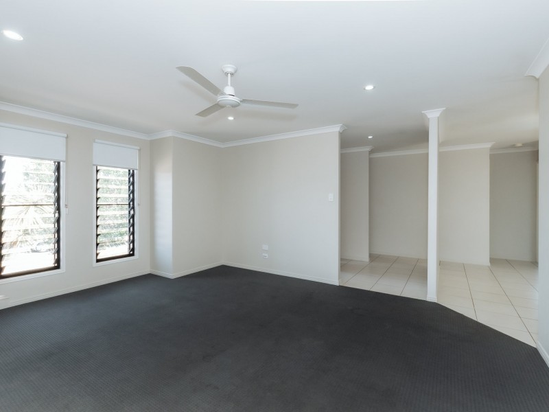 5 Gumnut Place, Kirkwood QLD 4680