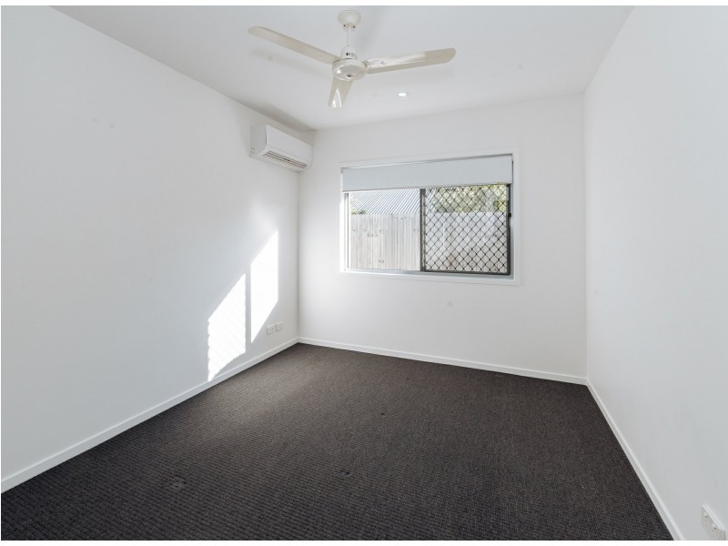 21 Boonderee Place, New Auckland QLD 4680