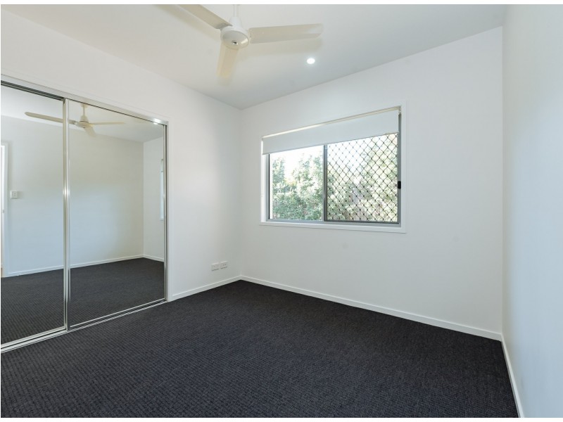 21 Boonderee Place, New Auckland QLD 4680