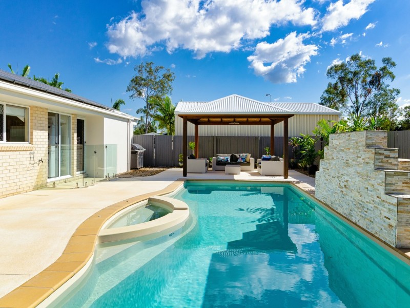 39 Hennie Drive, Benaraby QLD 4680