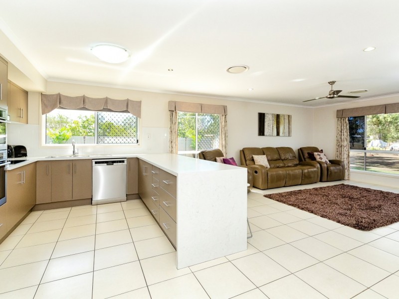 39 Hennie Drive, Benaraby QLD 4680