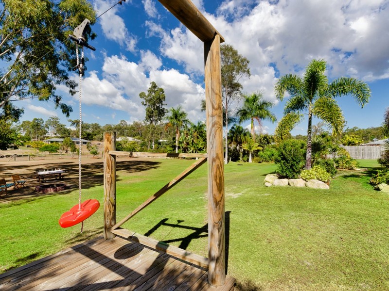 39 Hennie Drive, Benaraby QLD 4680