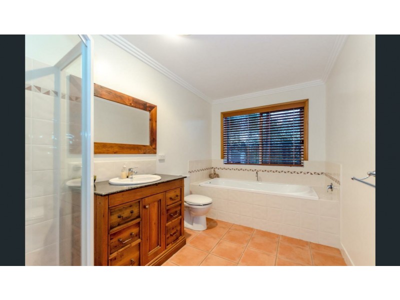 17 Clipper Terrace, South Gladstone QLD 4680