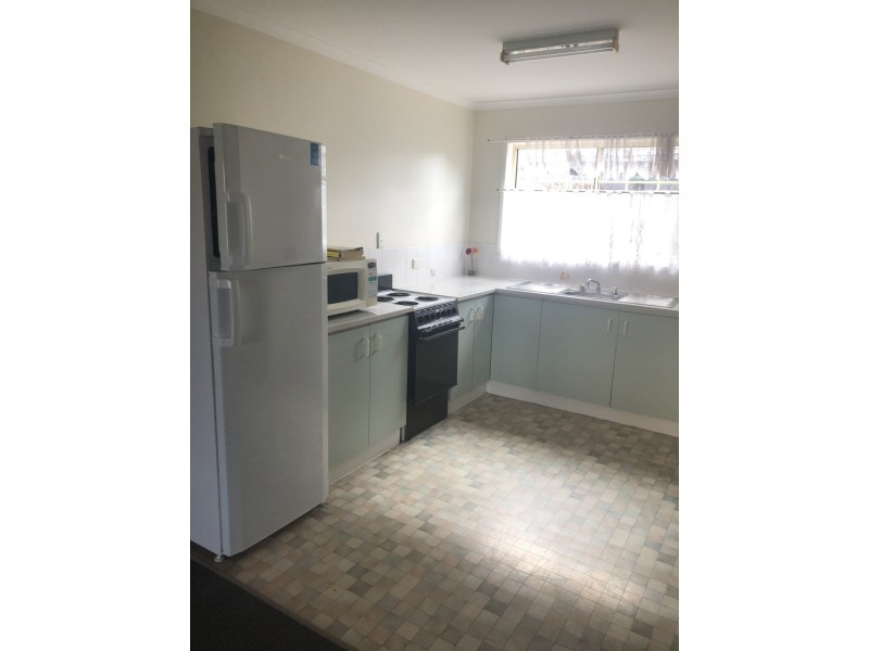 Unit 10/218 Auckland Street, South Gladstone QLD 4680