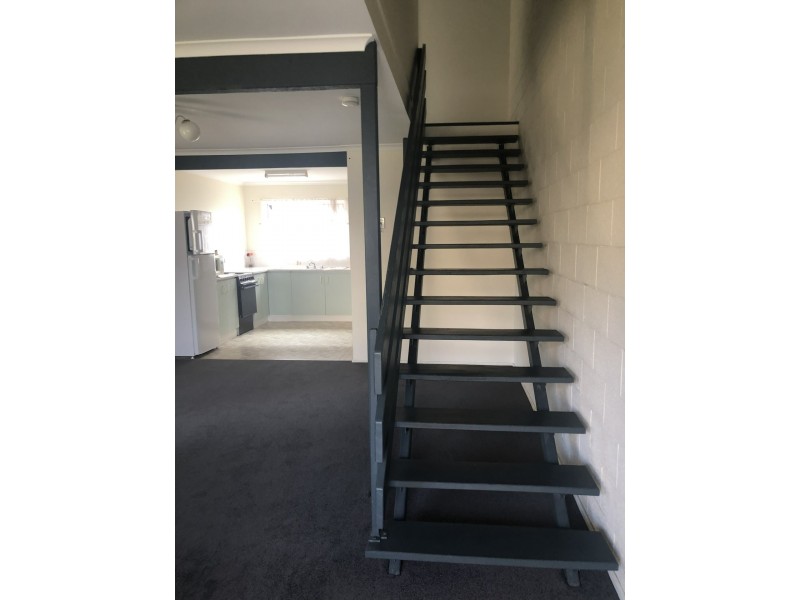 Unit 10/218 Auckland Street, South Gladstone QLD 4680