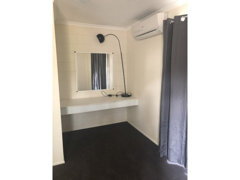 Unit 10/218 Auckland Street, South Gladstone QLD 4680