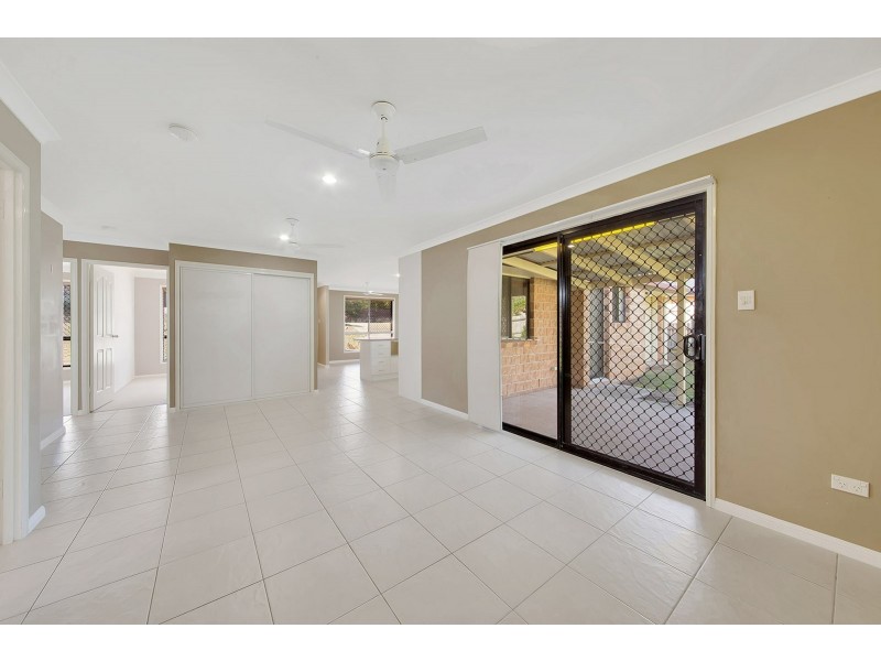100 Col Brown Avenue, Clinton QLD 4680