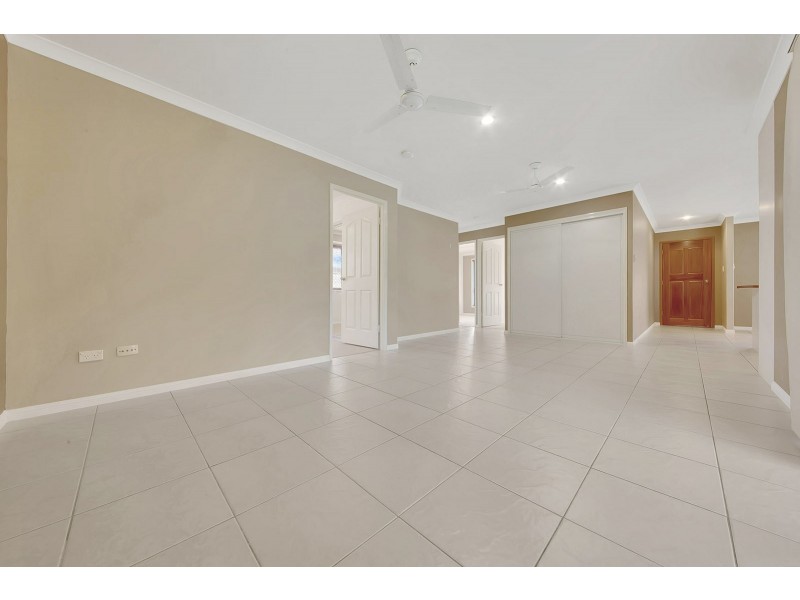 100 Col Brown Avenue, Clinton QLD 4680