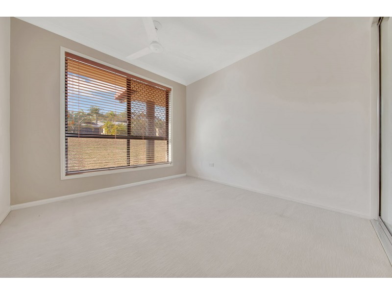100 Col Brown Avenue, Clinton QLD 4680
