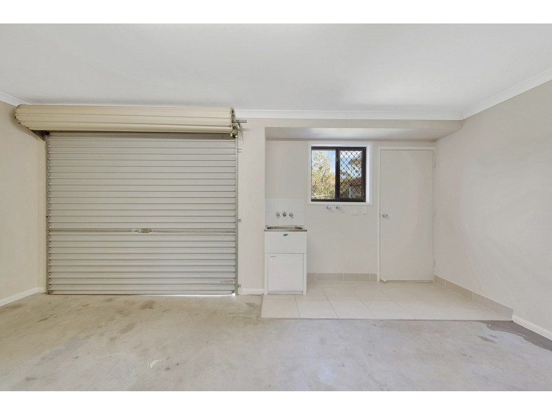 100 Col Brown Avenue, Clinton QLD 4680