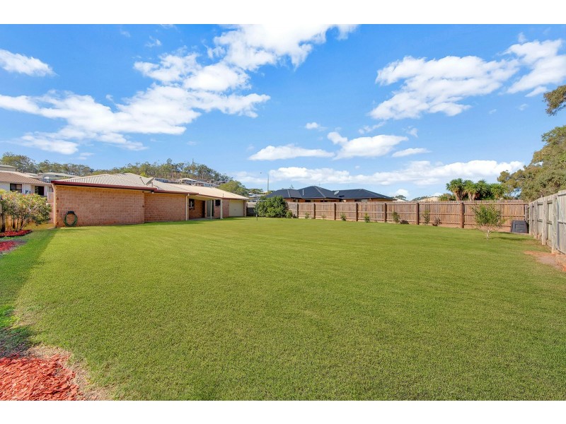 100 Col Brown Avenue, Clinton QLD 4680