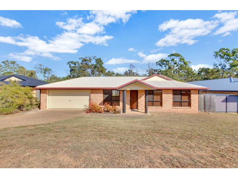 100 Col Brown Avenue, Clinton QLD 4680