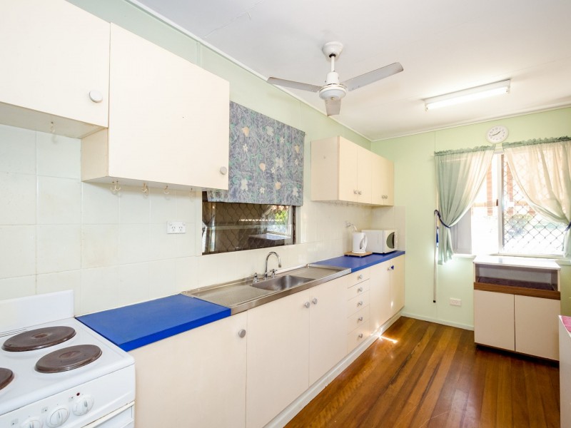 102 Barney Street, Barney Point QLD 4680
