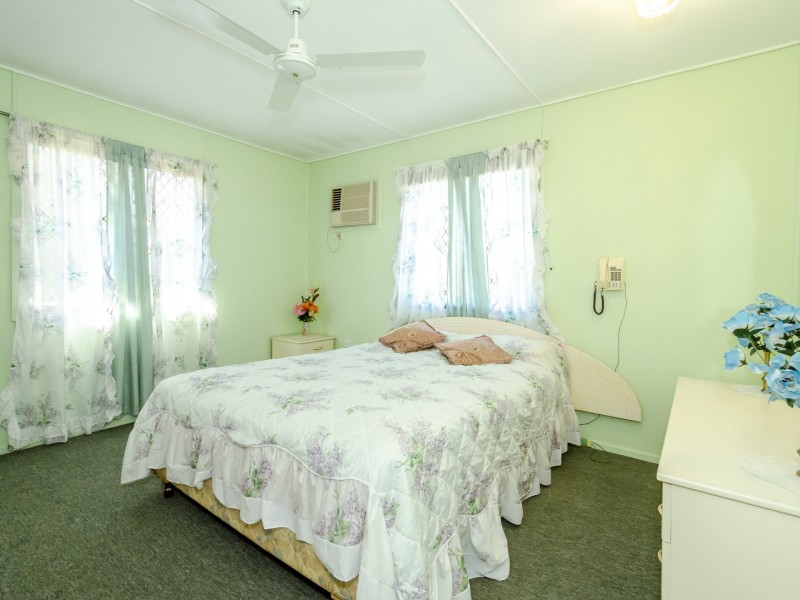 102 Barney Street, Barney Point QLD 4680
