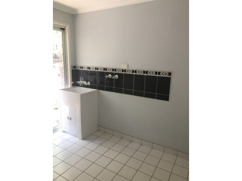 12 Fawley Street, Telina QLD 4680